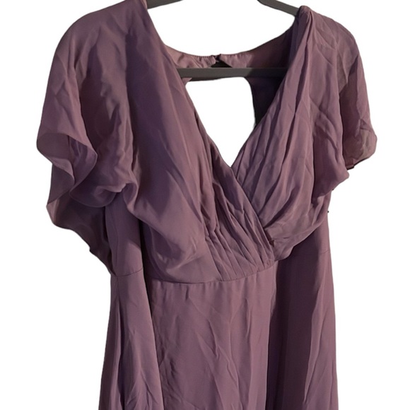 Azazie ~ Size A16 - Picture 4 of 4